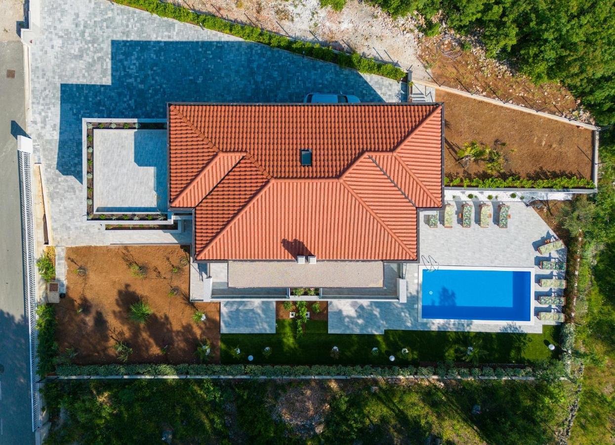 Apartments Paola & Karla With Pool Крк Экстерьер фото